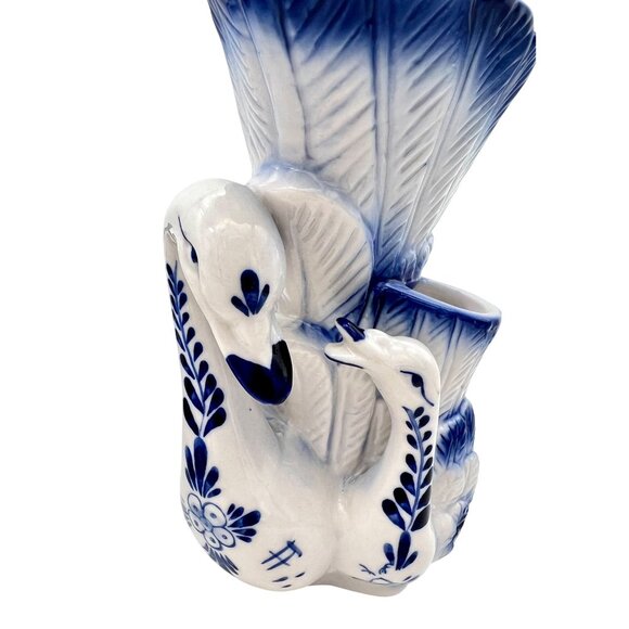 Vintage Double Swan Chinoiserie Vases Set of 2 Delft Style Blue and White 5.5"H - Picture 6 of 11
